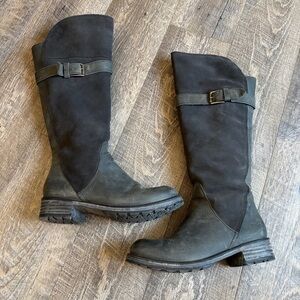 Bos. & Co. Black and Green Over the Knee Boots with Sleek Silhouette